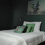 Le Lit De La Saane Bed & Breakfast